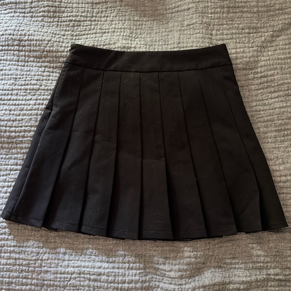 Forever 21 Black Pleated Skater Mini Skirt